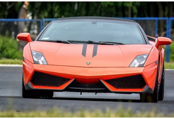 Jazda za kierownicą Lamborghini Gallardo z filmowaniem