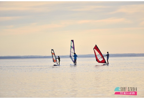 Kurs windsurfingu Pod Kontrolą w Jastarni