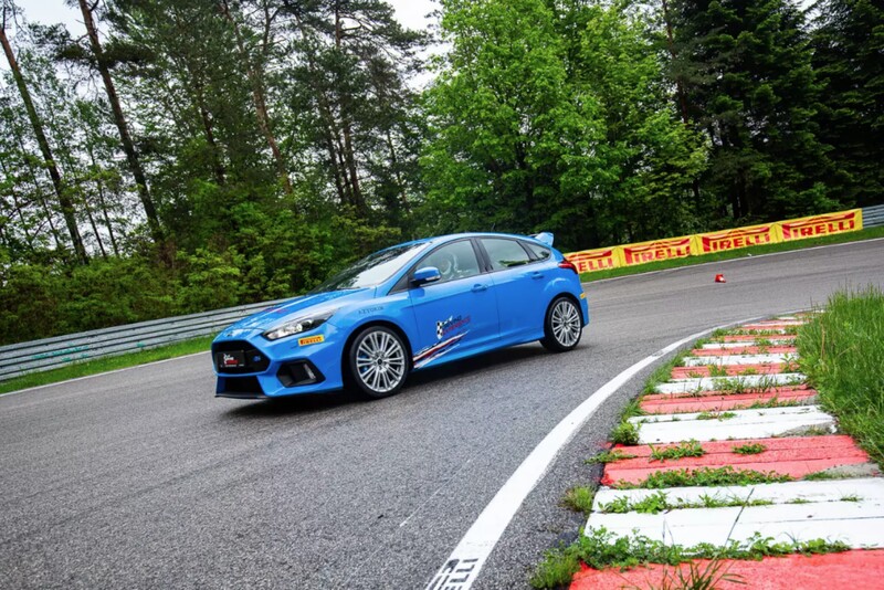 Jazda na fotelu pasażera Ford Focus RS