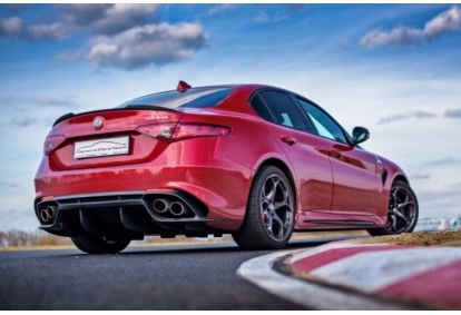 Jazda samochodem Alfa Romeo Giulia Quadrifoglio